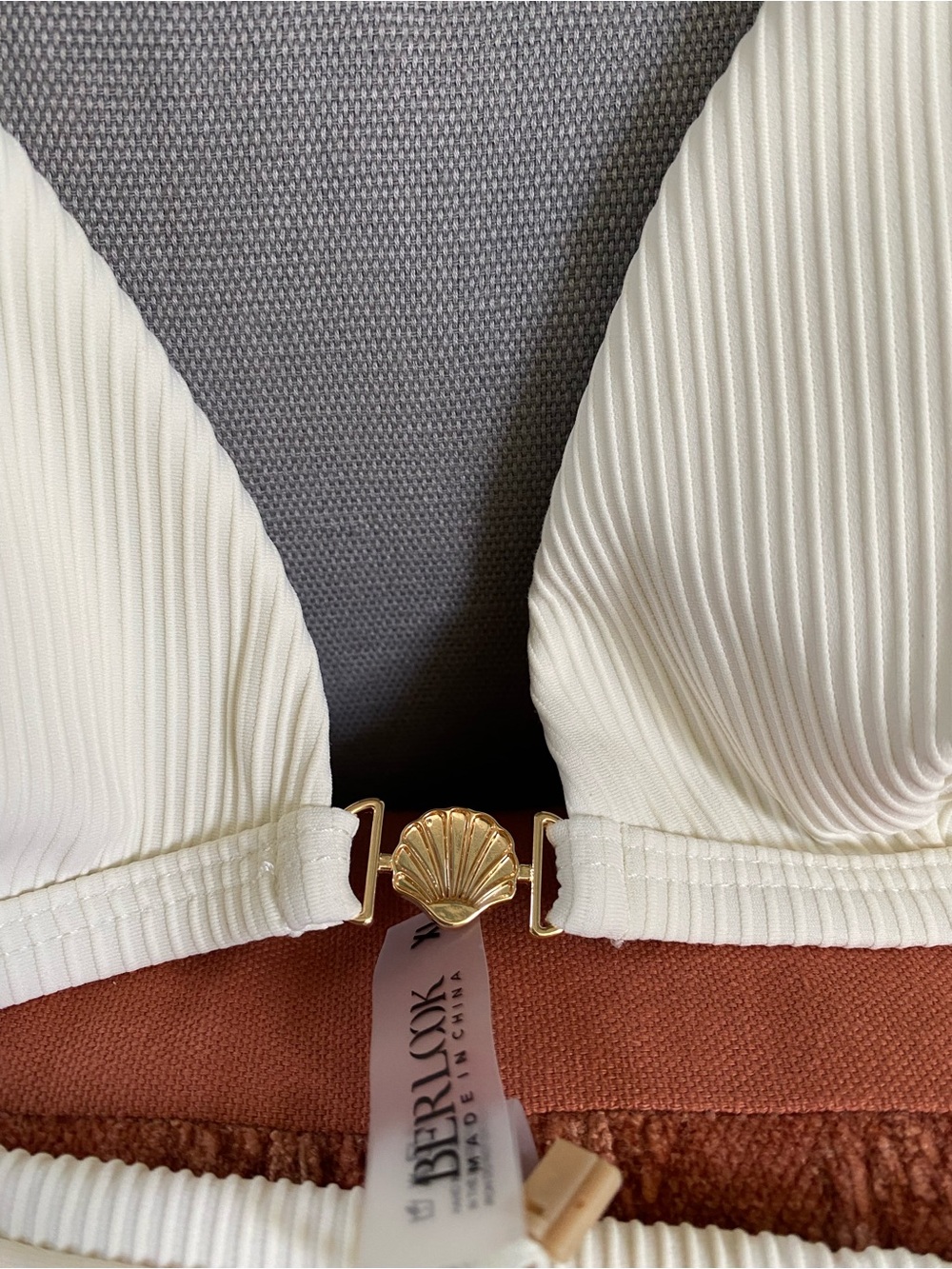 {Berlook} Ribbed Shell Bikini - Picture 9 of 11